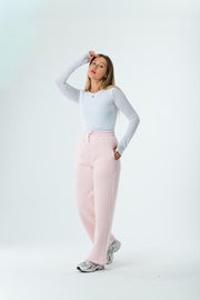 Women’s Relaxed Fit Sweatpants – Soft Pink