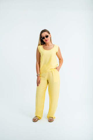 Women’s Relaxed Fit Sleeveless Set – Yellow